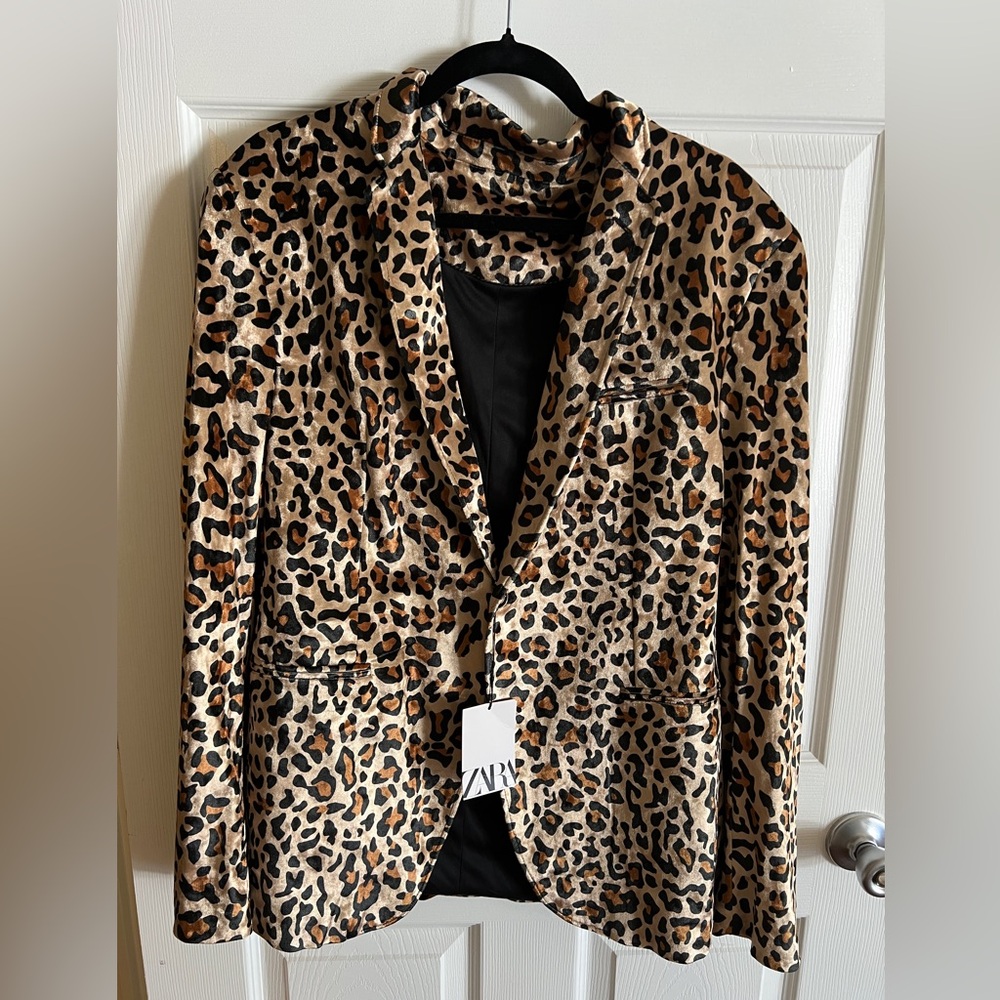 Zara | NWT Leopard Blazer